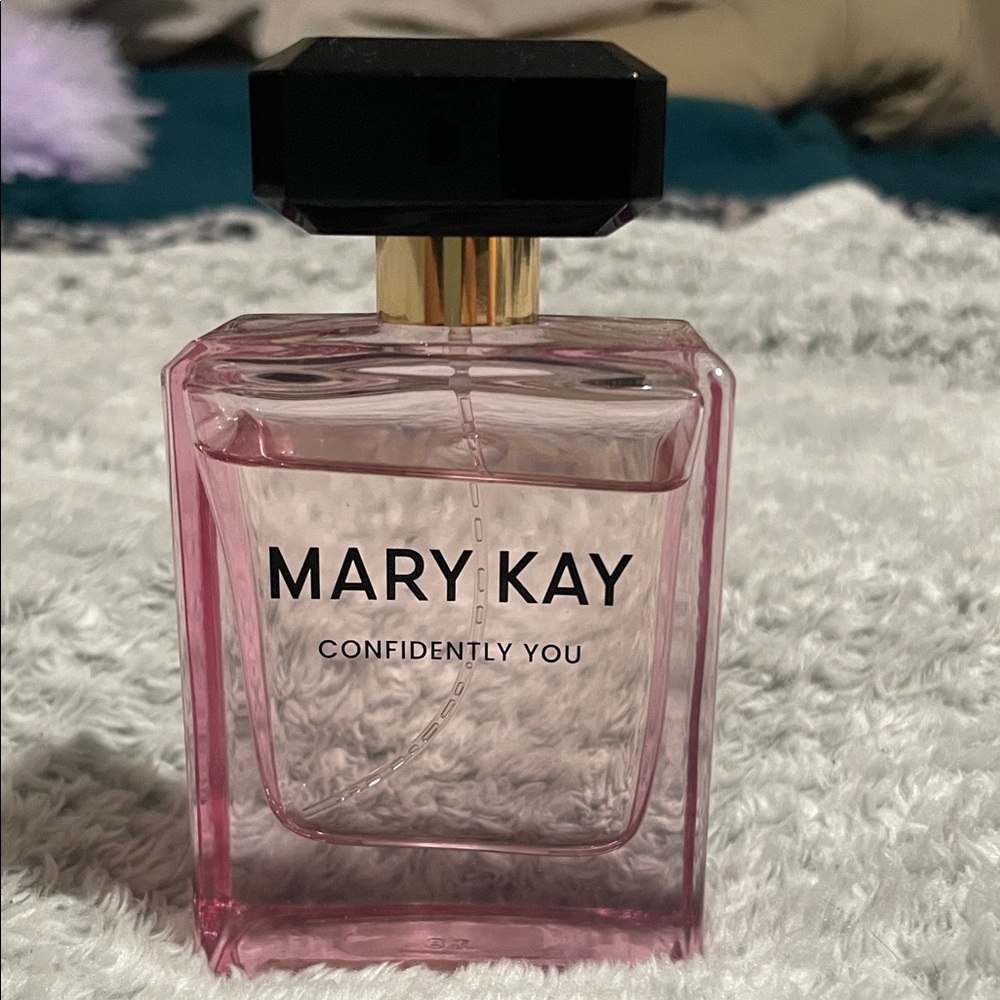 Mary Kay Confidently You Pink Perfume